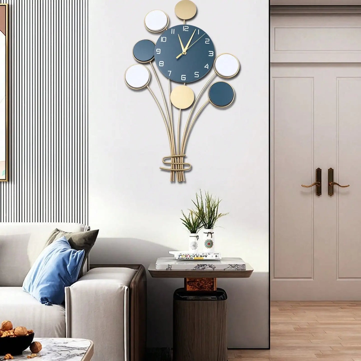 Silent Battery Operated Wall Clock Hot Air Balloon Decor