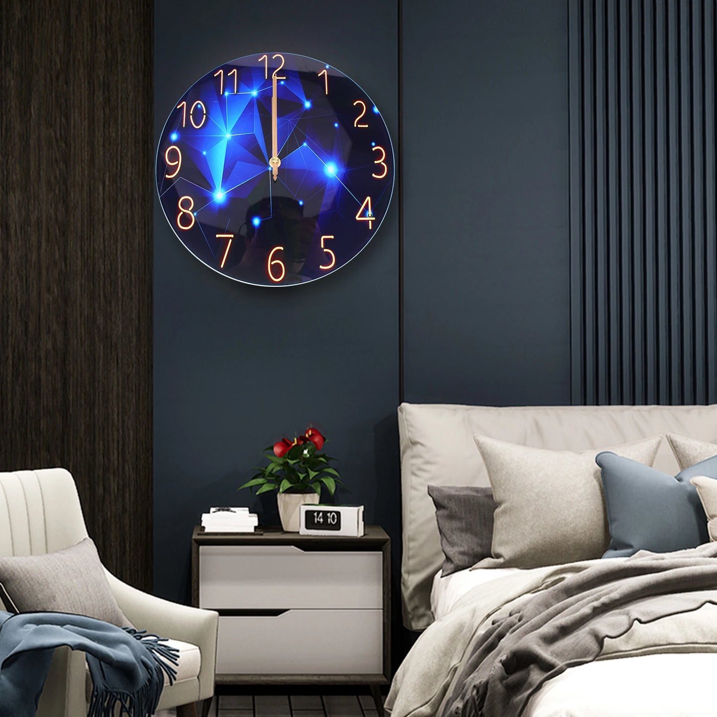 Hign-concerned Diamond Round Wall Clock Modern Silent Decor