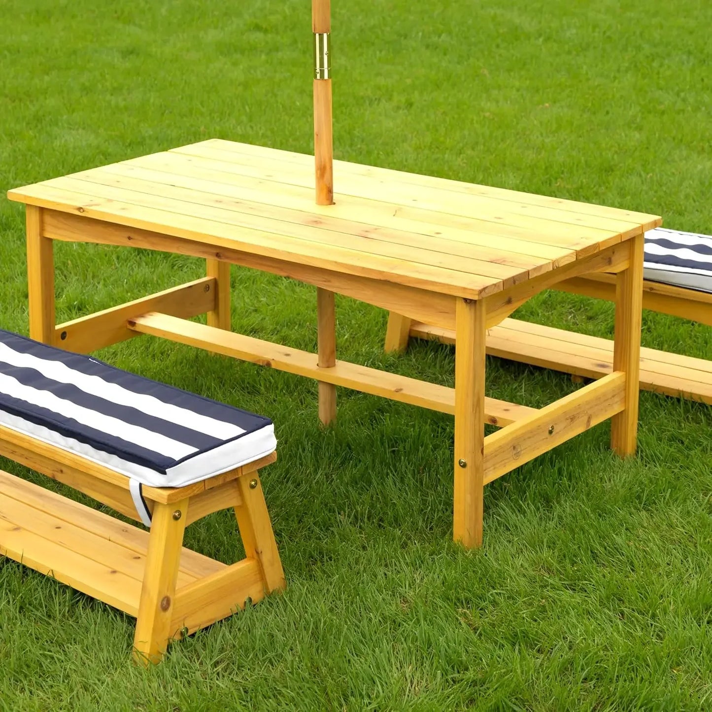 XMSJ Wooden Table And Bench Set With Cushions Umbrella