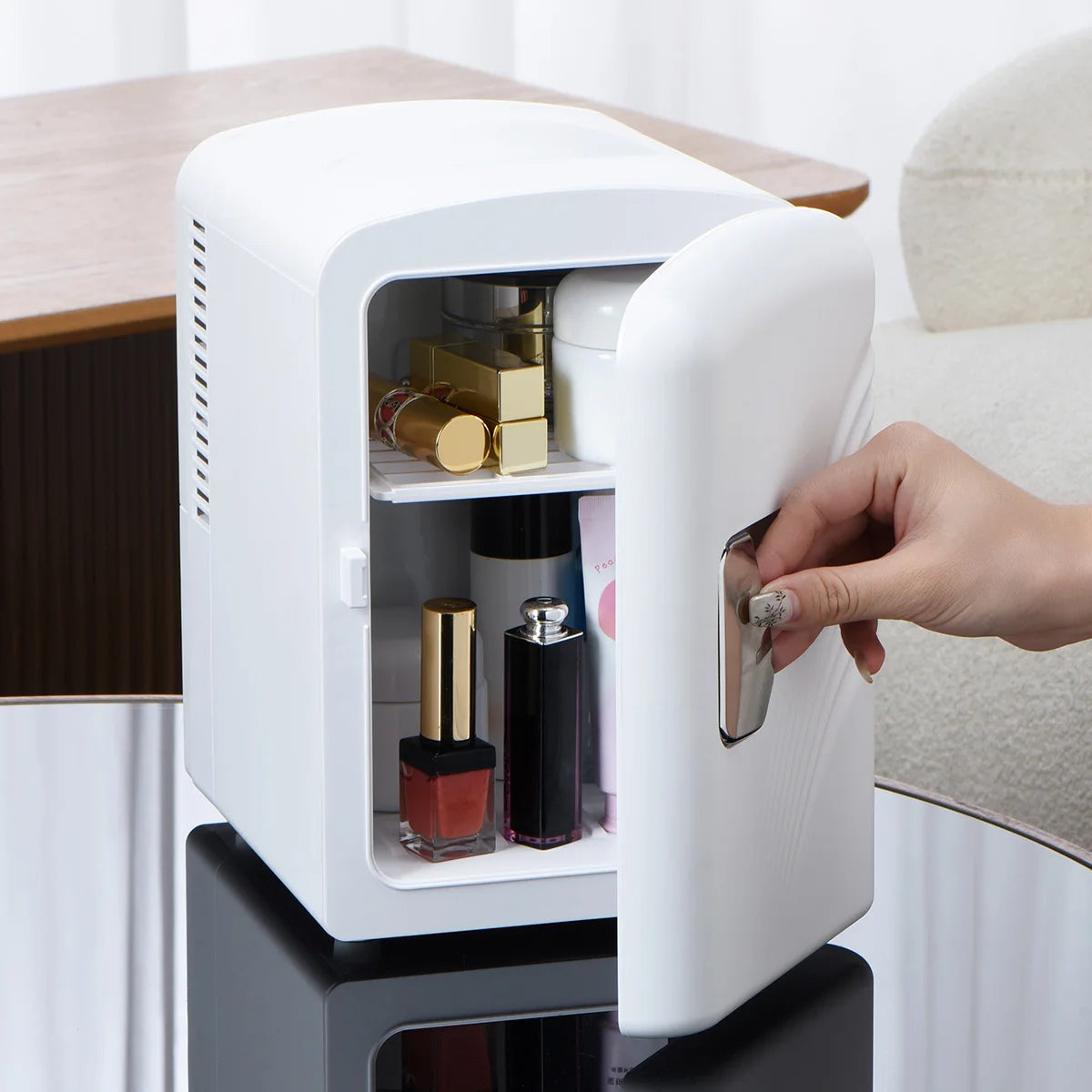 iceBlue Retro Mini Fridge 4L/6Can Dual-use Low Noise Refrigerator Warmer Cooler Makeup Skincare Portable Fridge for Home Car